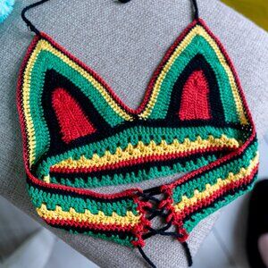 🧶 Handmade Crochet Triangle Top – Rasta Colors 🇯🇲